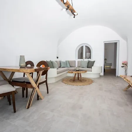 Sun Angelos Oia - Luxury Cave Suites Exterior photo