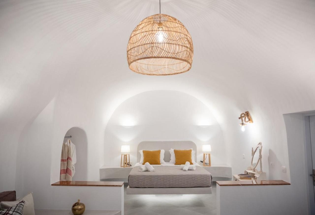 Sun Angelos - Luxury Cave Oia (Santorini)