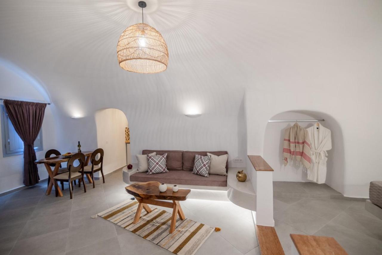 Sun Angelos - Luxury Cave Aparthotel Oia (Santorini)