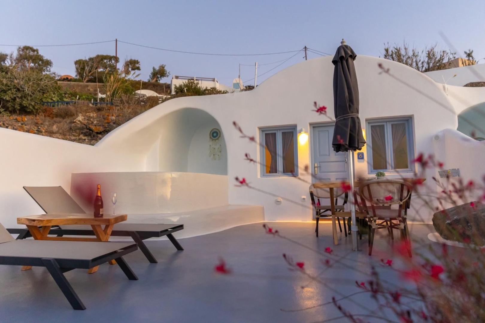 Sun Angelos - Luxury Cave 4*